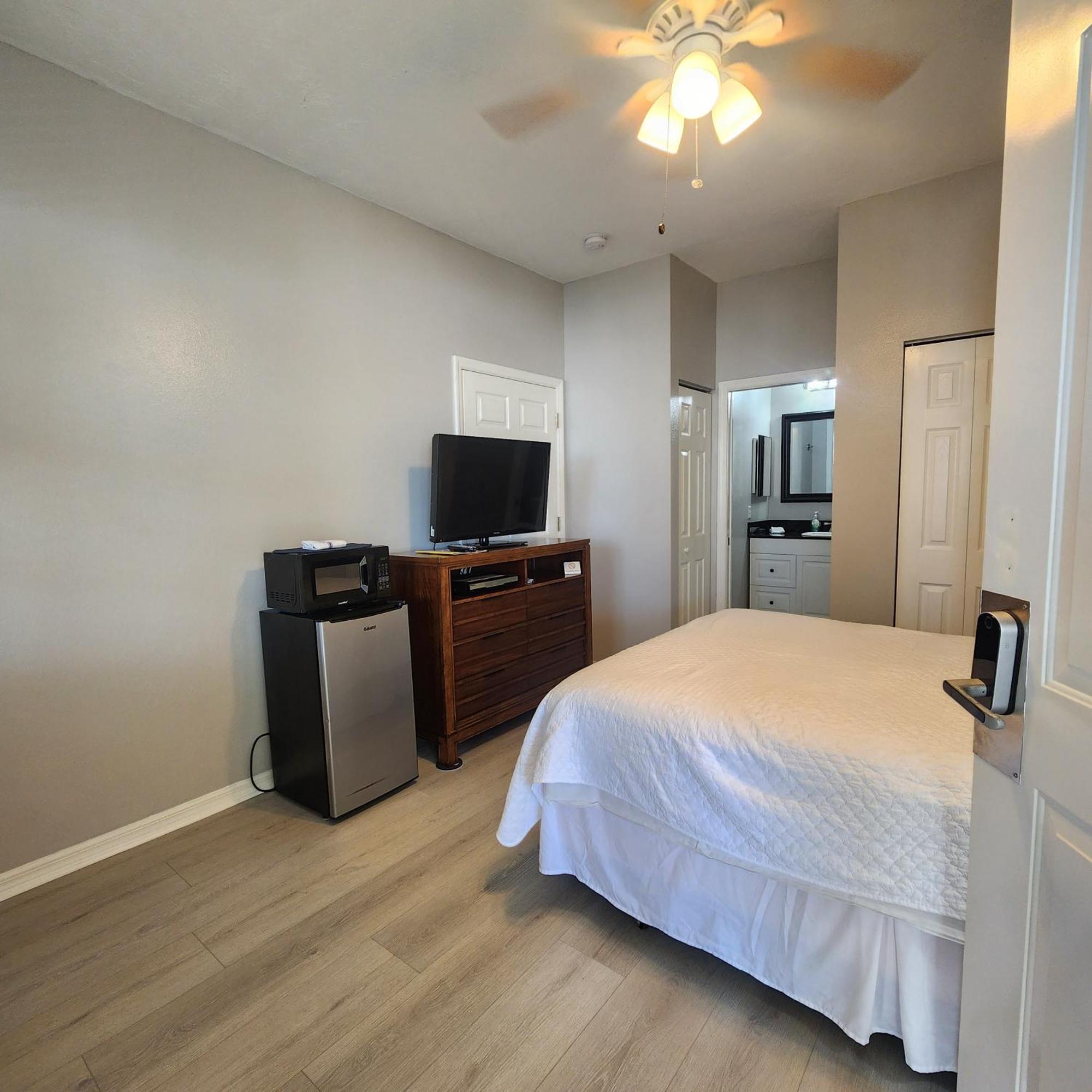 1 Bed 1 Bath At Img Near Beach Bradenton Eksteriør bilde